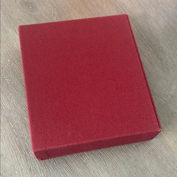 Dior red jewelry/lipstick case - Picture 4 of 4